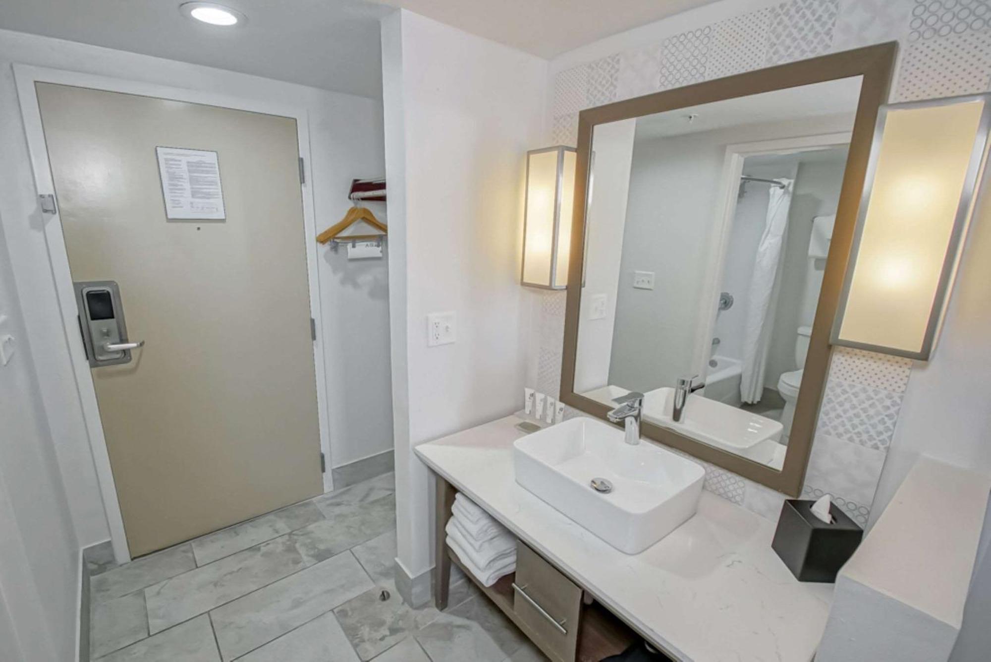 Country Inn & Suites By Radisson, New Orleans I-10 East, La 外观 照片