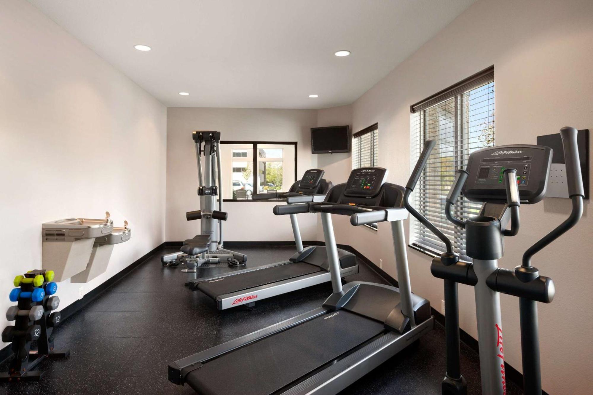Country Inn & Suites By Radisson, New Orleans I-10 East, La 外观 照片